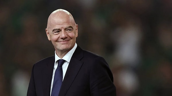 Infantino, FIFA'dan da beklenen kararın çıkmayacağını duyurdu.