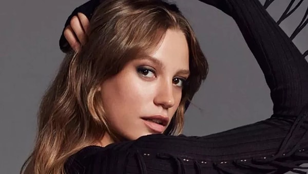 Serenay Sarıkaya