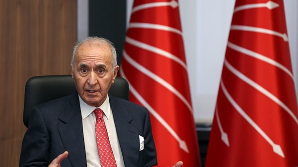 Hikmet Çetin Ailesi, Evli mi?