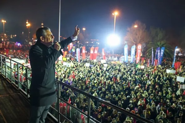 Uzun süredir boykot listesindeki markaya bundan sonra öğrencilerin tepkisi ne olacak merakla bekleniyor.