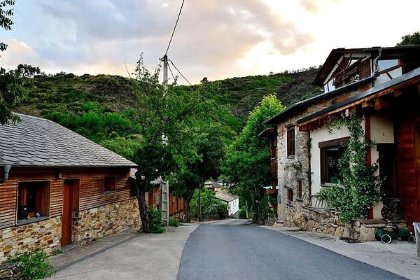 Those who move to Ponga will be given 3 thousand euros.