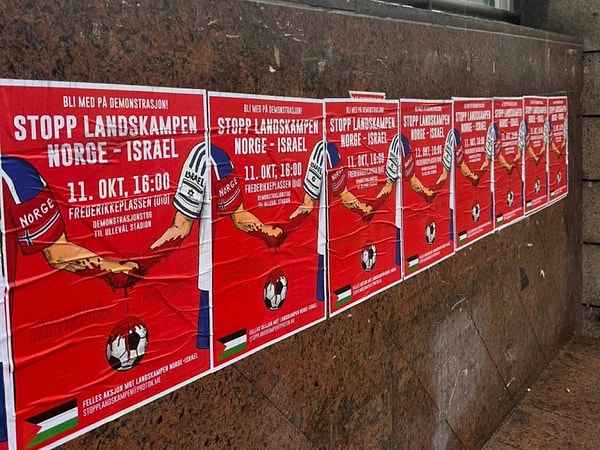 Norveç halkı maçtan önce de maçın ve İsrail'in protesto edilmesini söyleyen afişler asmıştı.