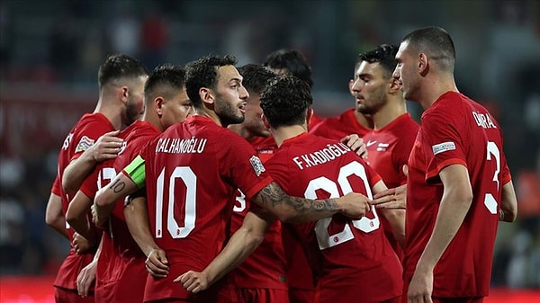 İki takımda da kadrolar açıklandı ve ilk 11'ler belli oldu: