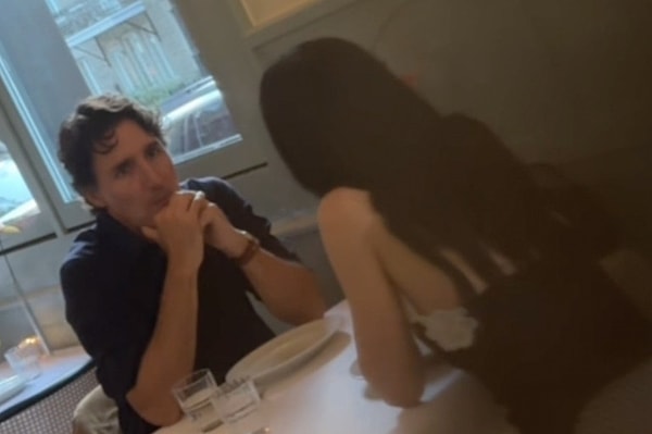 Daha sonra Katy Perry ve Justin Trudeau hakkında aşk iddiaları ortaya atılmıştı.