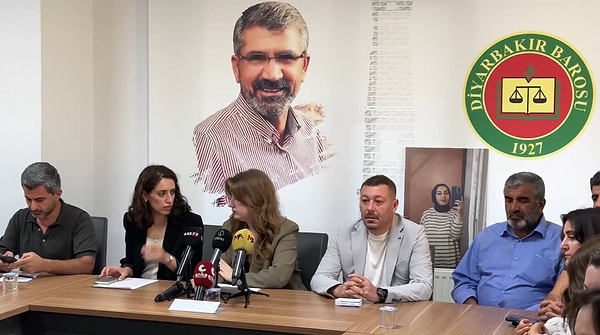 Göğüs ve vajina bölgesinde 2 farklı erkek DNA tespit edildi.