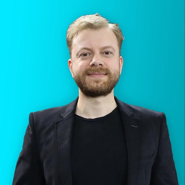 Hedef gösterildiğini söylemişti.