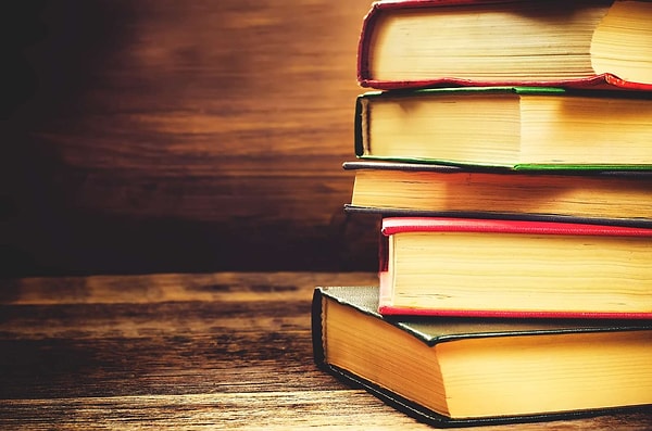 10. Aşağıdaki cümlelerin hangisinde dolaylı tümleç (yer tamlayıcısı) yoktur?