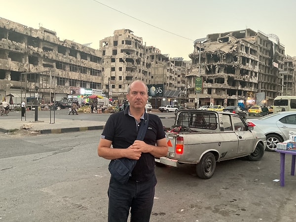 Ama şehir… Güzelim Halep, hâlâ yanık bir sayfa.