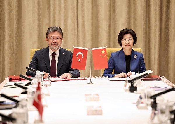 Bakan Yumaklı, görüşmede iki ülke arasındaki dostane ilişkilerin her alanda ilerletilme kararlılığını vurguladı.