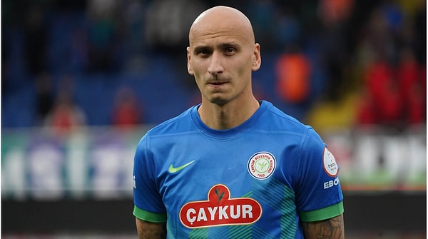 Ülkemizde Rizespor ve Eyüpspor formaları giyen Shelvey, ülkesinden bir kez daha ayrıldı ve bu ayrılık temelli görünüyor.