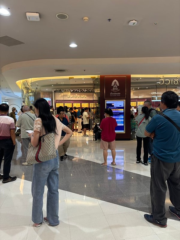 Bir görüntü de Hong Kong'dan geldi.