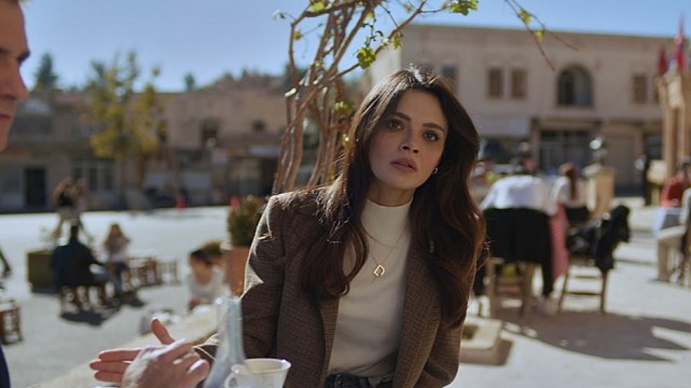Sinem Ünsal, who plays Alya in Uzak Şehir, Manifested the Hit Series Years Ago!