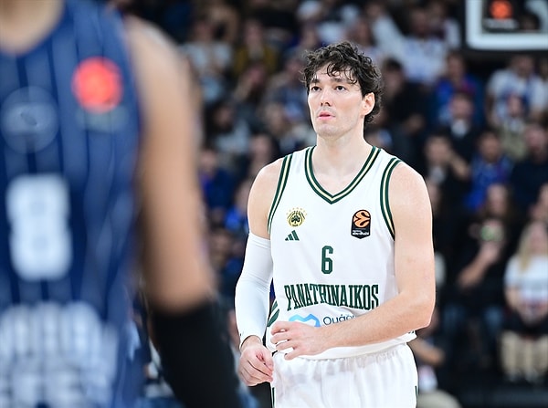 Cedi Osman kariyer rekoru kırdı.