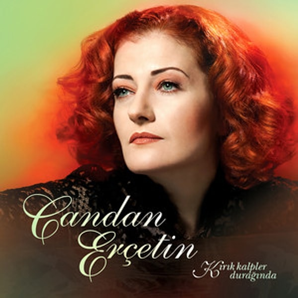 2000 yılı, Candan Erçetin için müzik kariyerinde önemli bir dönüm noktasıydı.