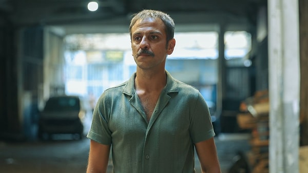 Show TV'nin yeni sezon için en iddialı işlerinden Veliaht tam gaz devam ediyor.