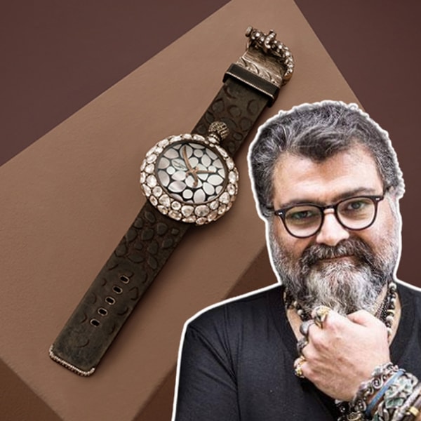 It has been revealed that Akınözü's watch bears the signature of world-renowned Turkish designer Sevan Bıçakçı.