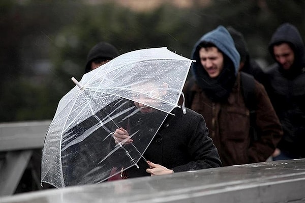 İstanbul'da Okullar Tatil mi?