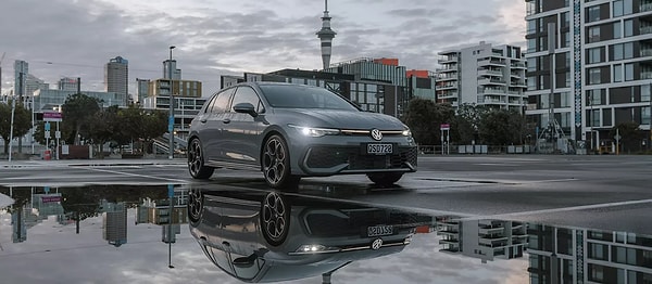 Golf ve Tiguan'da üretime ara verildi.