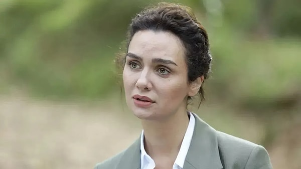 Arkadaşlarını Bir Kalemde Sildi!