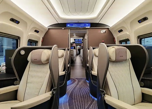 With its approximately 50,000 kilometers of high-speed rail network, which accounts for about 70% of all high-speed rail networks in the world, China once again showcases its global leadership in this field.