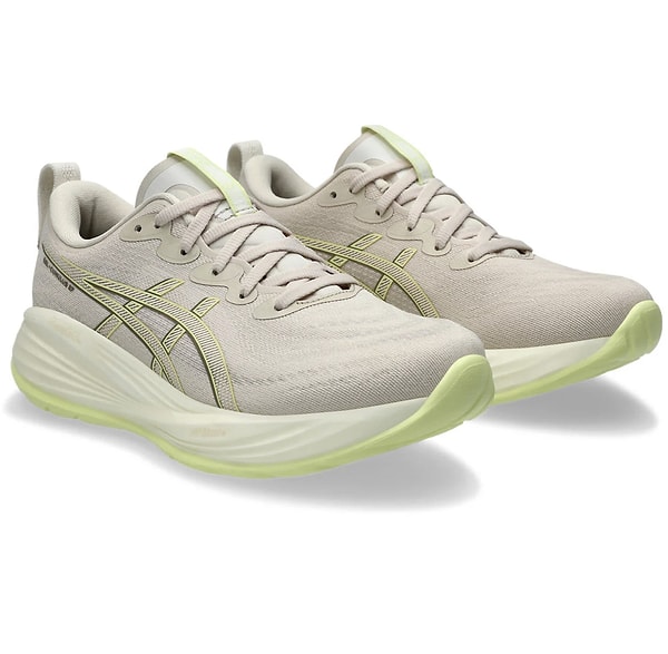 Asics ürünlerinde net %40'a varan indirimler!