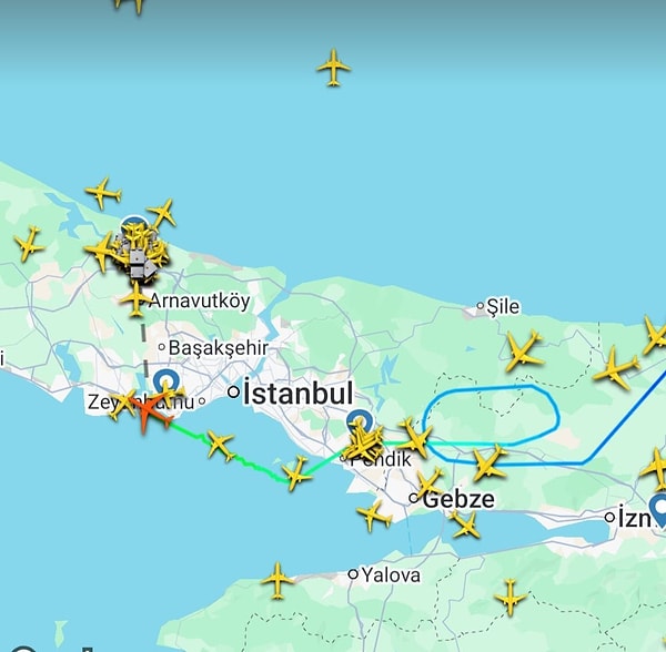 Uçaklar iniş yapamadı, havada tur attı!