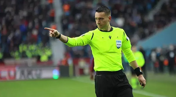 Hakemlik kariyeri nasıl başladı?