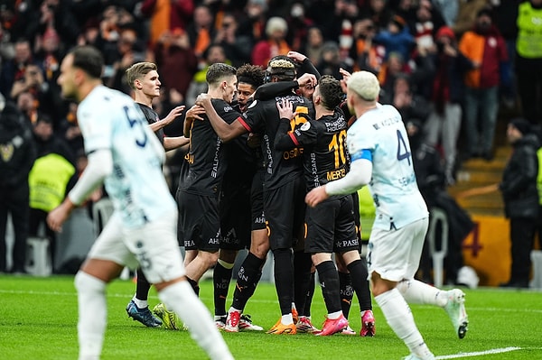 Galatasaray açıklamasında Adana Demirspor'ın sahadan çekildiği maça değindi.