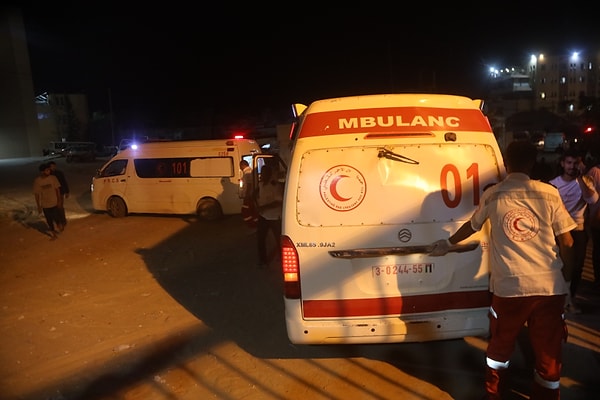 A peace agreement was signed between Israel and Palestine at a meeting held in Egypt, thanks to the efforts of Turkey, Qatar, Egypt, and the USA.