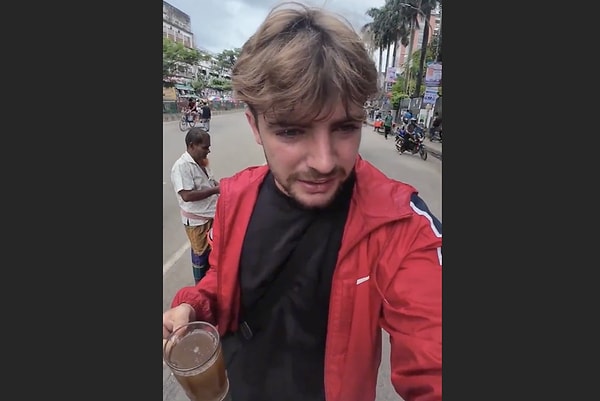 Öğürmekten içemedi.