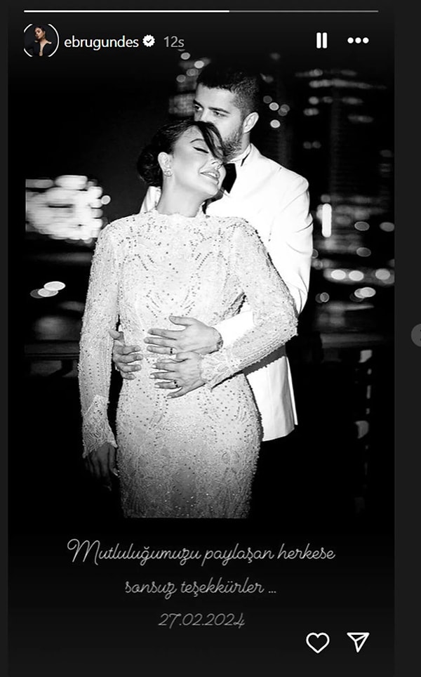 Ebru Gündeş, Şubat 2024’te evlendiği Murat Özdemir'den Eylül 2025’te tek celsede boşandı.