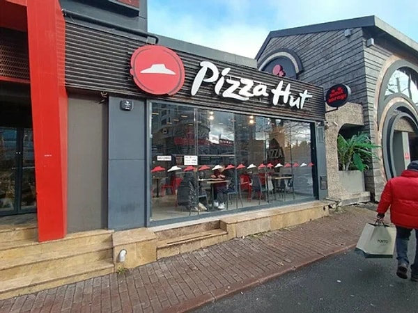 67 yıllık pizza zinciri Pizza Hut'tan kötü haber.