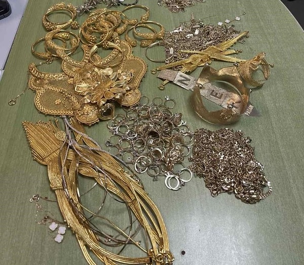 Yoğurt kovasından altınlar çıktı!