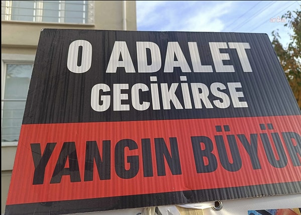 Resmi tatil nedeniyle ara verilmişti.