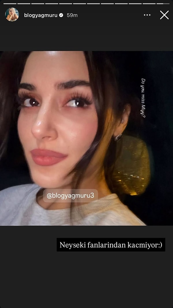 Instead of sharing posts that draw attention after the breakup, Hande Erçel had been sharing posts that showed she was simply carrying on with her daily life as usual.