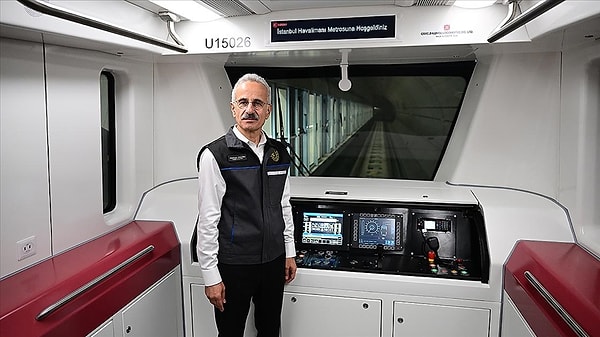 Bakan raylı sistemin öneminden bahsetti.