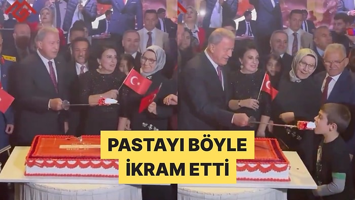 Hulusi Akar Küçük Çocuğa Pastayı Kılıçla İkram Etti