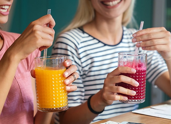 9. Şeffaf pipet kullanmanı tavsiye etsek inanır mısın?