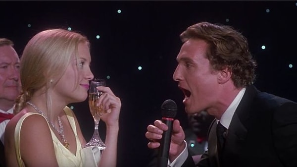 7. Sevgilin dışarıda eğlenirken sen evdeysen...