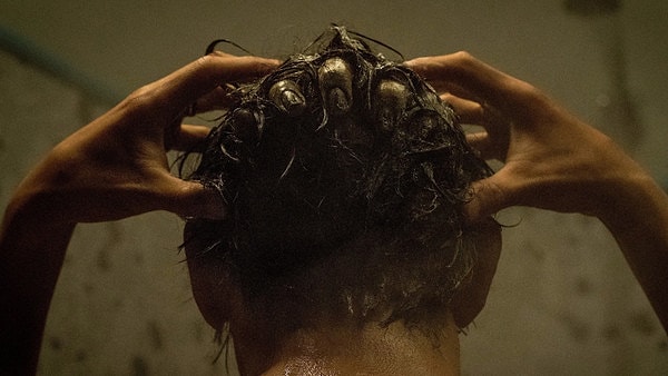 Saç bakımı yalnızca duşta bitmiyor.