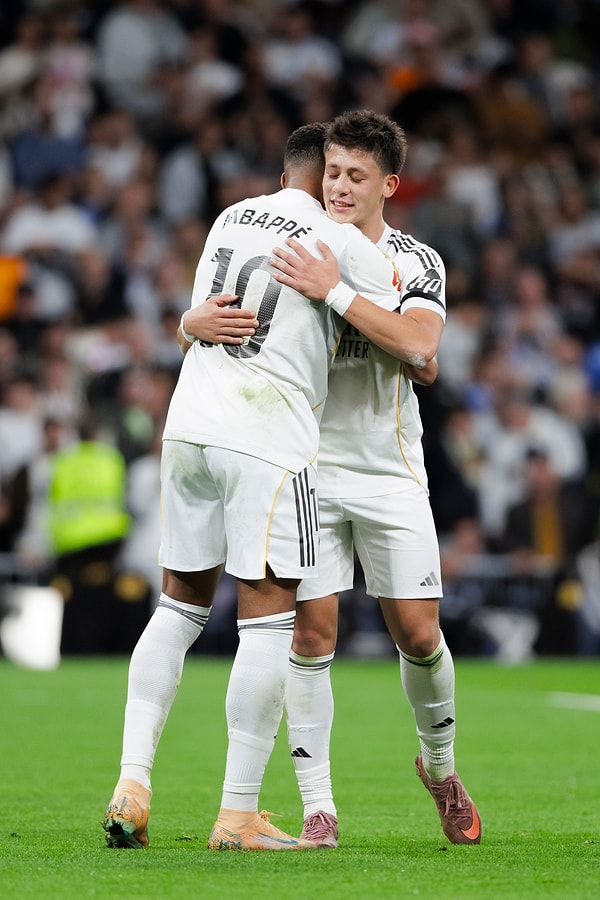 Milli futbolcu Arda Güler, 2023 yılında 20 milyon euro bonservis bedeli karşılığında Real Madrid’in yolunu tutmuştu.