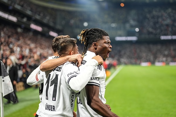 Üst üste kırmızı kartlar ve Fenerbahçe'nin cevabı...