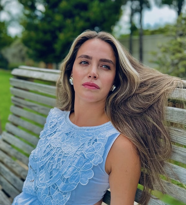 In the series "Adını Feriha Koydum", which was aired in 2011 and lasted for three seasons, there was another name that caught the eye just as much as Hazal Kaya and Çağatay Ulusoy.