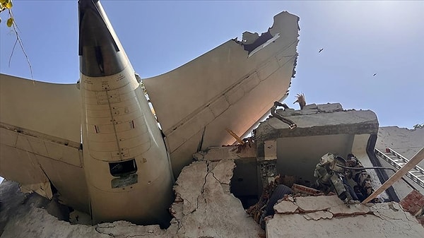 12 Haziran’da Ahmedabad’da kalkıştan kısa bir süre sonra düşen Air India 171 sefer sayılı uçakta 241 kişi bulunuyordu.