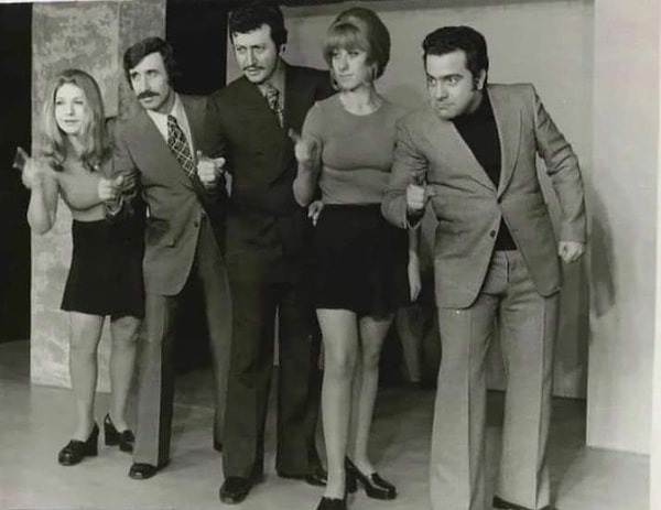 Ahmet Gülhan'ın Yer Aldığı Dizi, Film ve Tiyatrolar