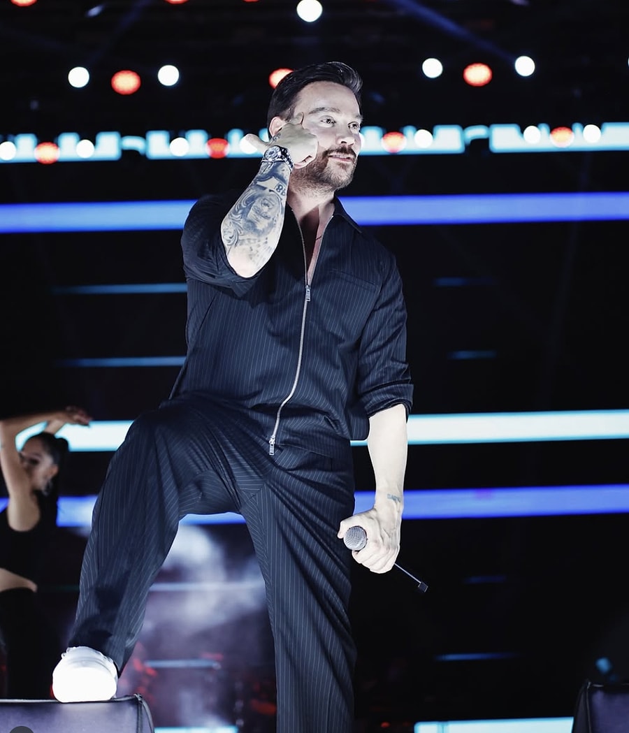 Sinan Ak��l, Yersiz �z G�veniyle Dillere Fena D��t�!