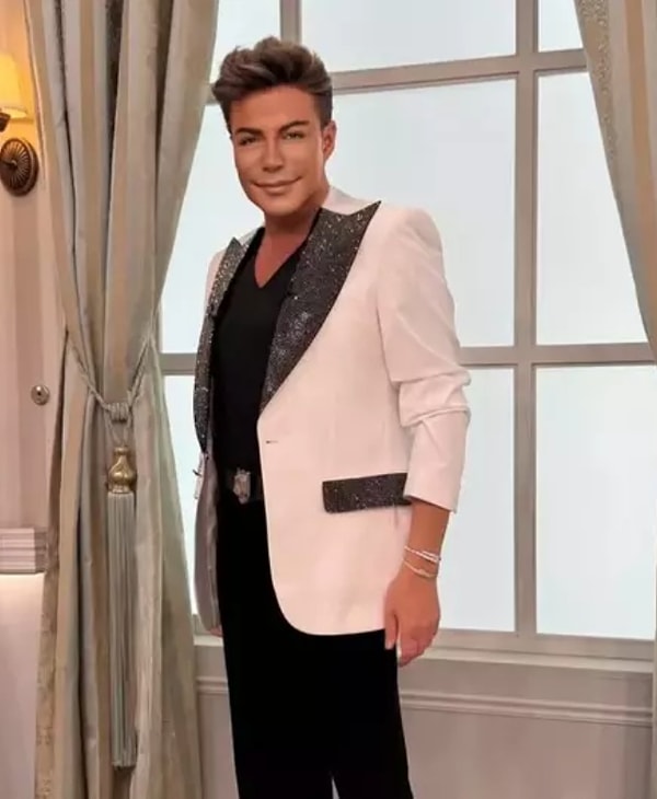 Çağla Şıkel ile Yeni Bir Gün isimli programda Dr. Osman Müftüoğlu ve Çağla Şıkel, Fatih Ürek hakkında konuştu.