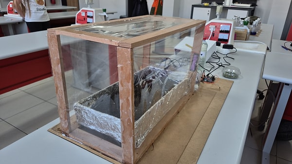 Genç mucidin keşfi sayesinde iklim değişikliklerine yol açan sera gazı salınımı da en az düzeye iniyor.