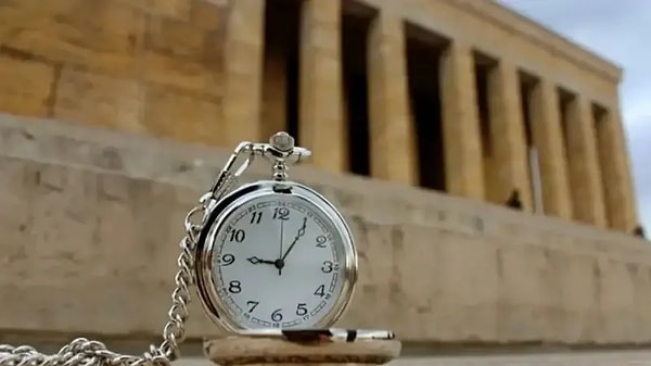 10 Kasım Resmi Tatil mi? Yarım Gün mü?