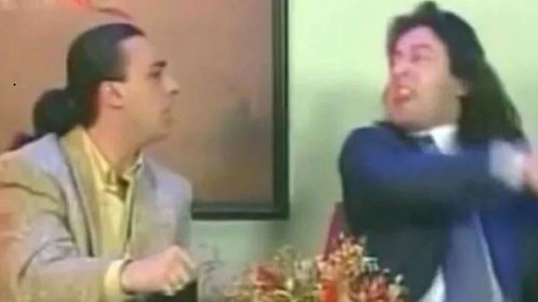 Medyum Memiş, 90'lı yıllarda canlı yayında Medyum Keto'ya saldırmıştı!